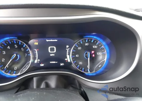 2021 Chrysler Pacifica Touring L Awd z USA, uszkodzony, nr VIN 2C4RC3BG4MR511135